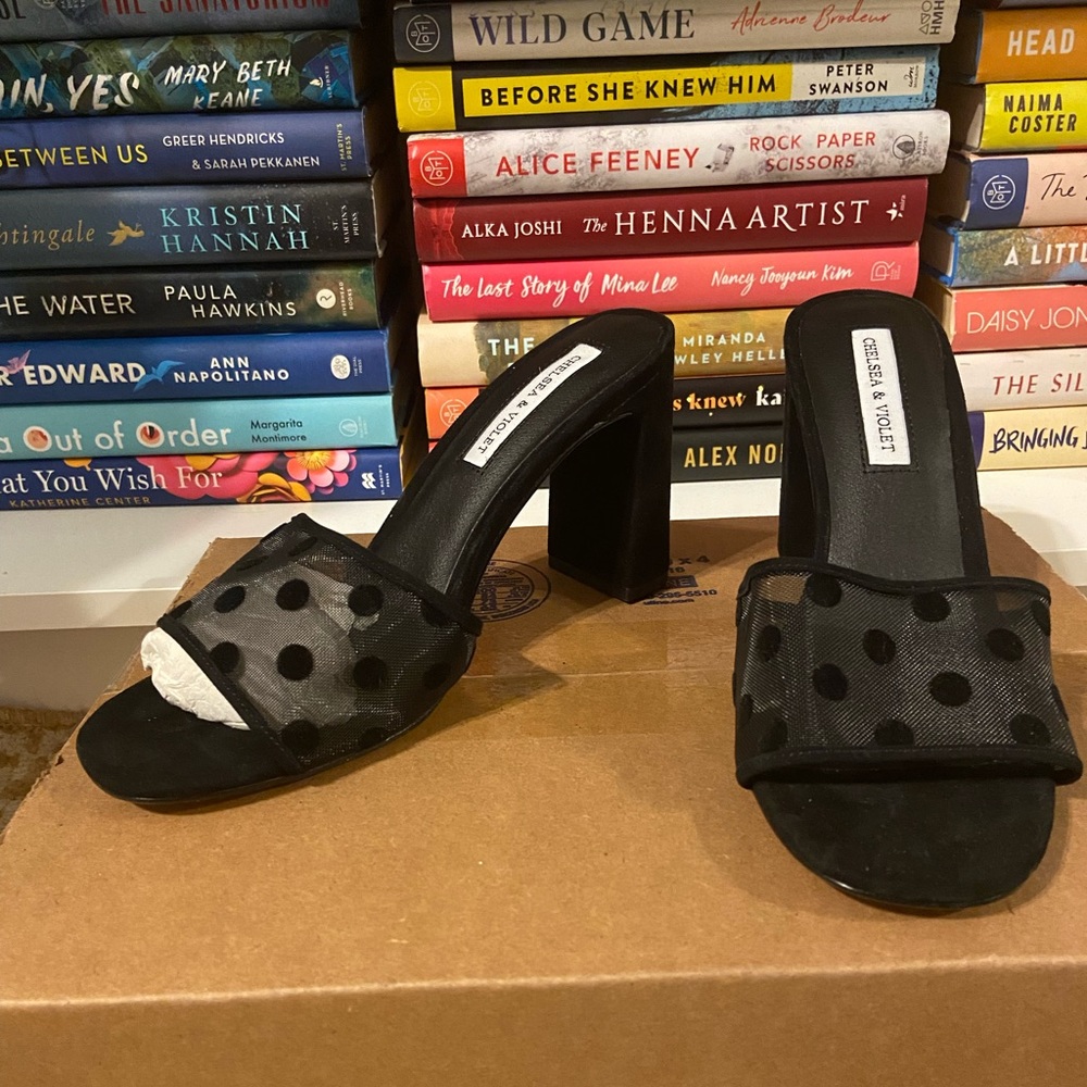 Chelsea & Violet polka dot heels